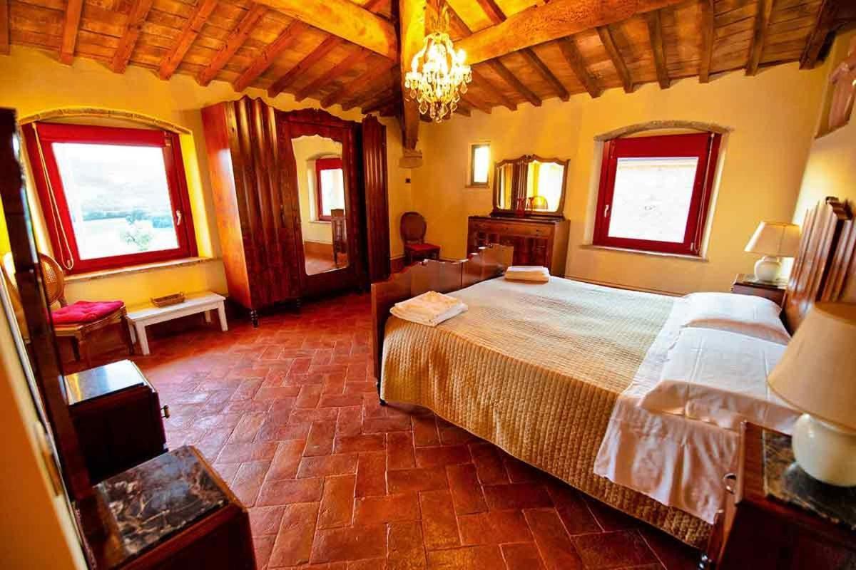 Podere Calvaiola Монтекатіні-Валь-ді-Чечина Екстер'єр фото